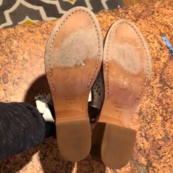 rag & bone sandal. White/cream. Size 39 - Picture 6 of 11